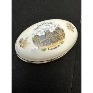 Vintage Giraud Limoges France Porcelain le chateau Fontainebleau Trinket Box VNT